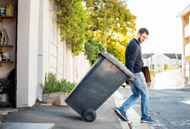 Moving and Downsizing Cleanouts in Bay Shore, NY